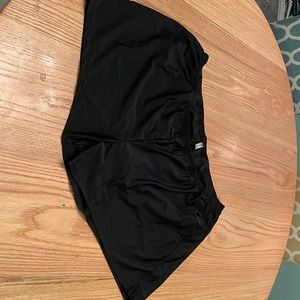 Catherines Black Lycra Loose Shorts with Back Pocket